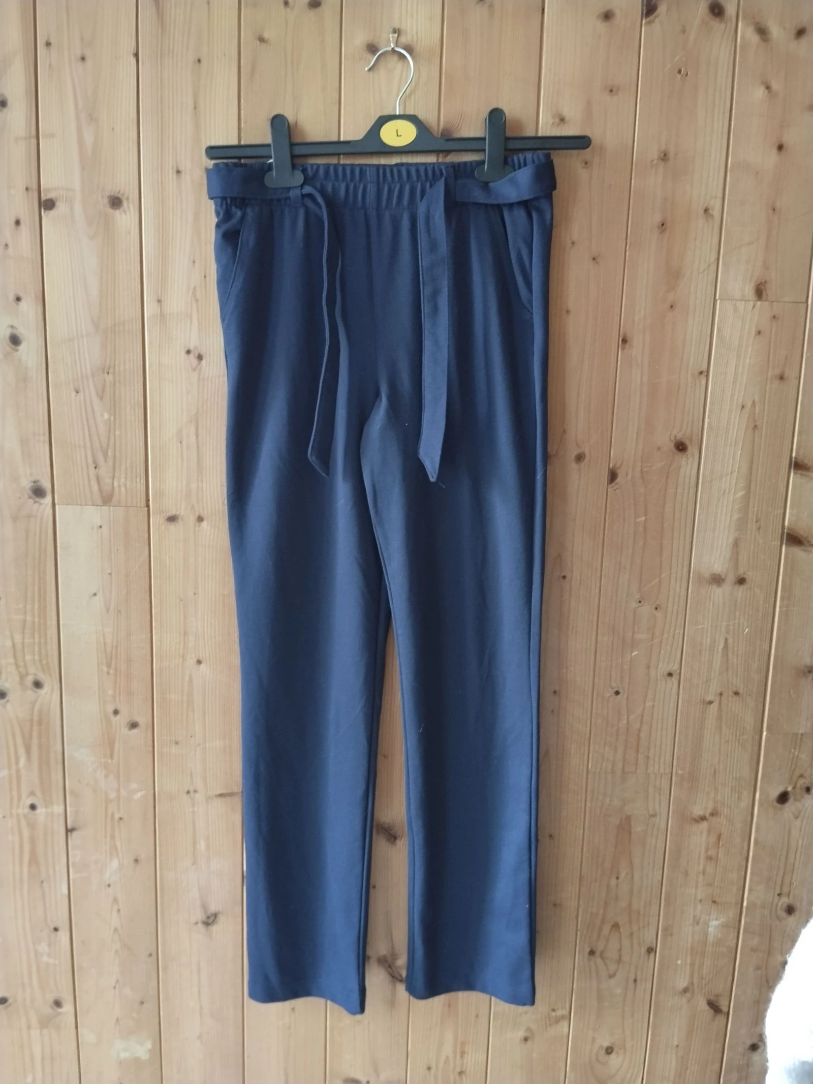 Pantalon fluide bleu marine avec ceinture Zeeman 158 cm